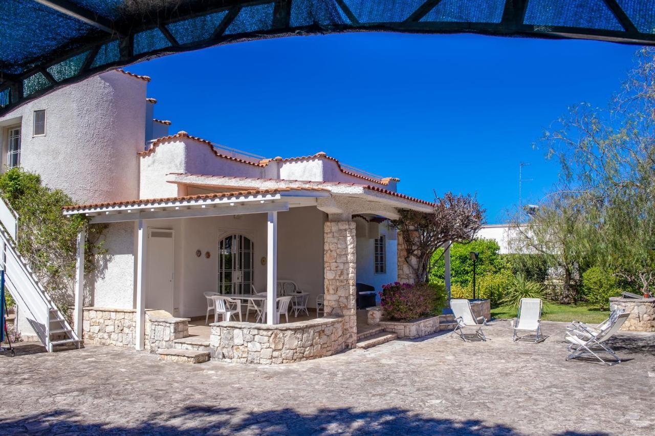 Bouganvilla Polignano a Mare Esterno foto