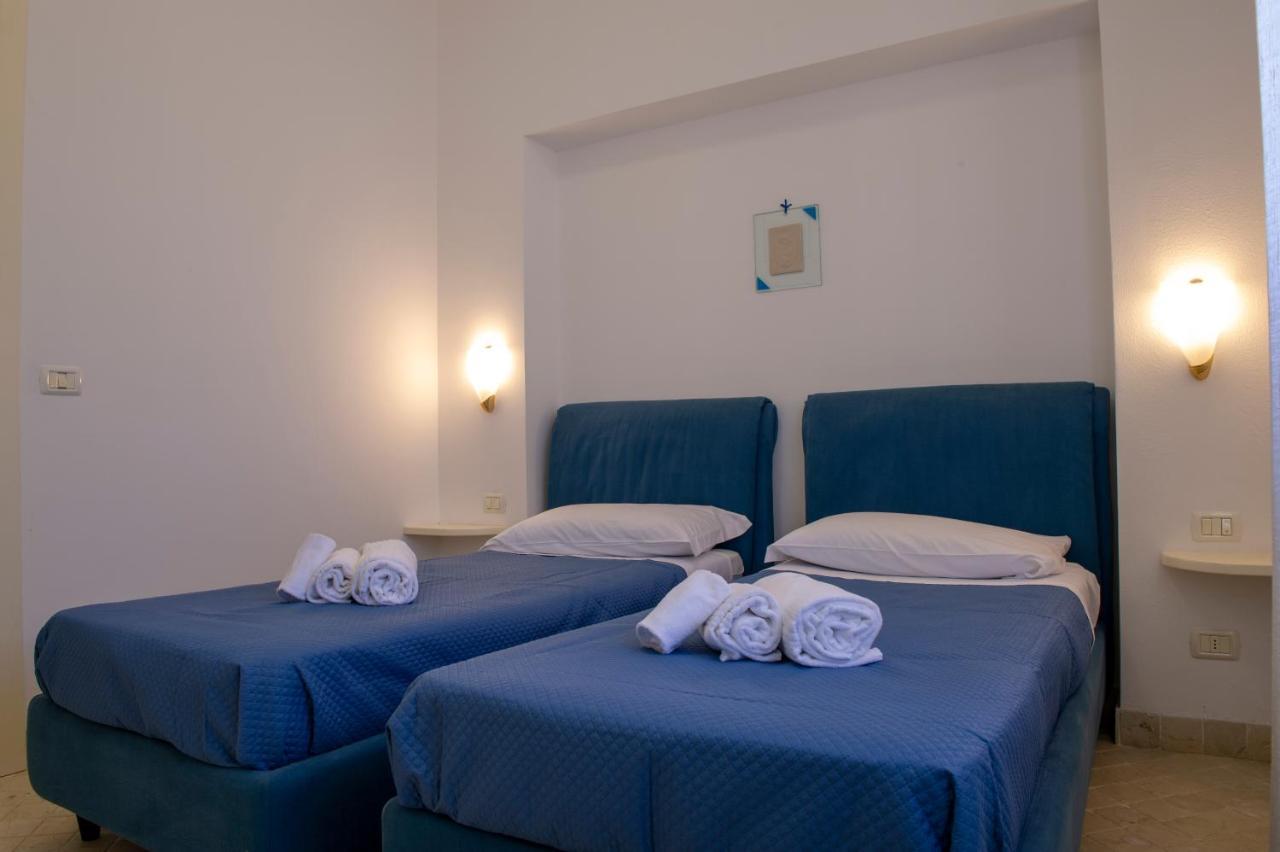 Bouganvilla Polignano a Mare Esterno foto