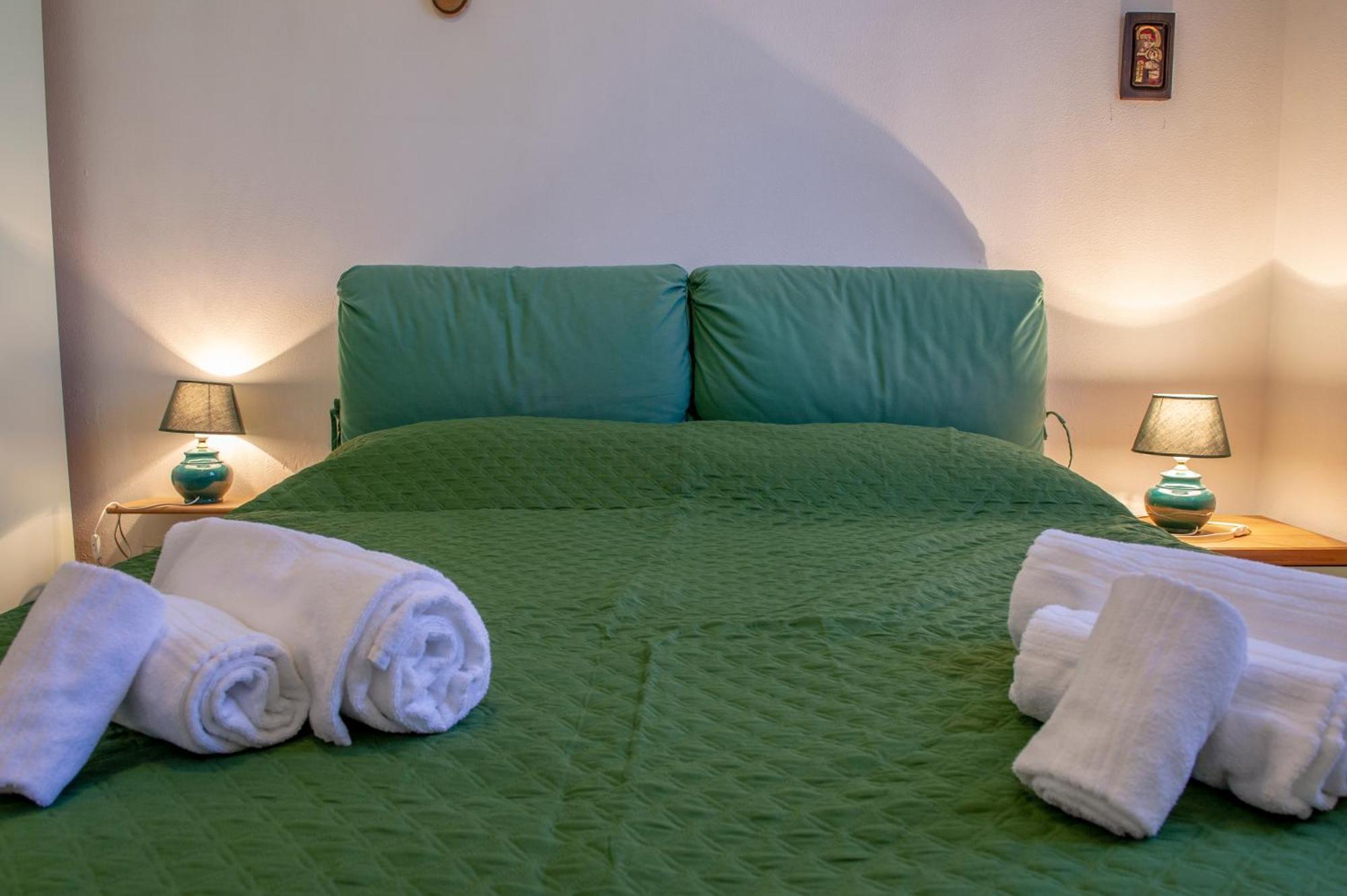 Bouganvilla Polignano a Mare Esterno foto