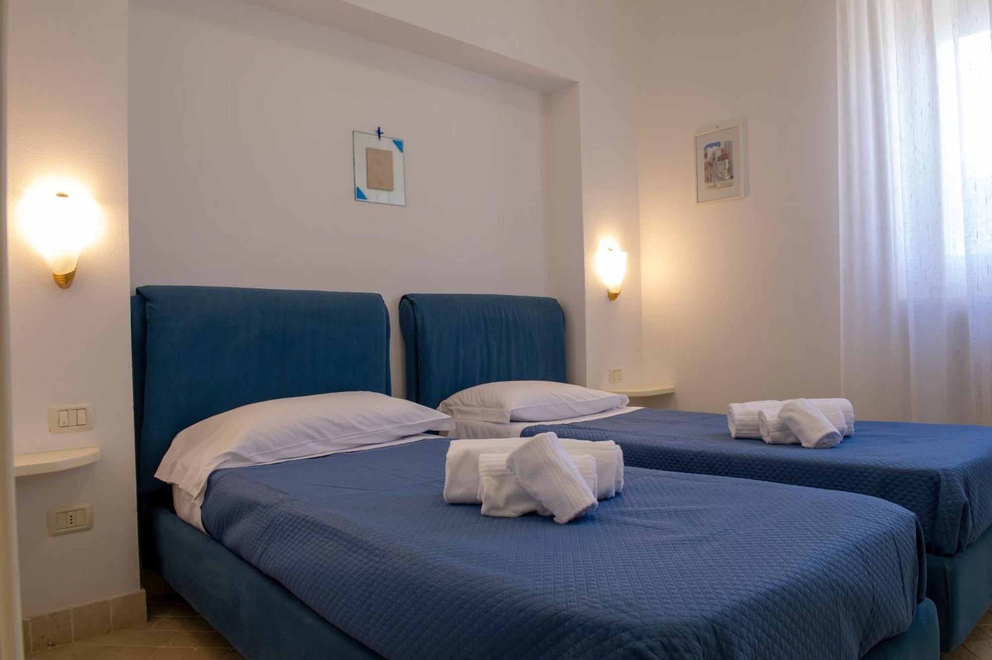 Bouganvilla Polignano a Mare Esterno foto